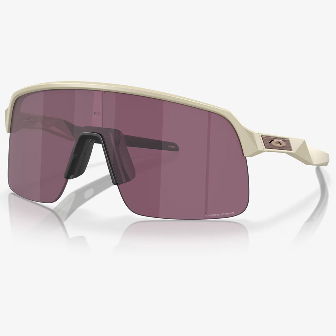 Sutro Lite Sunglasses Matt Sand w/PRIZM Rd Black Lens Oakley